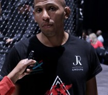 Gaël Grimaud champion des -84 kgs de la nouvelle organisation « Hexagone MMA ».